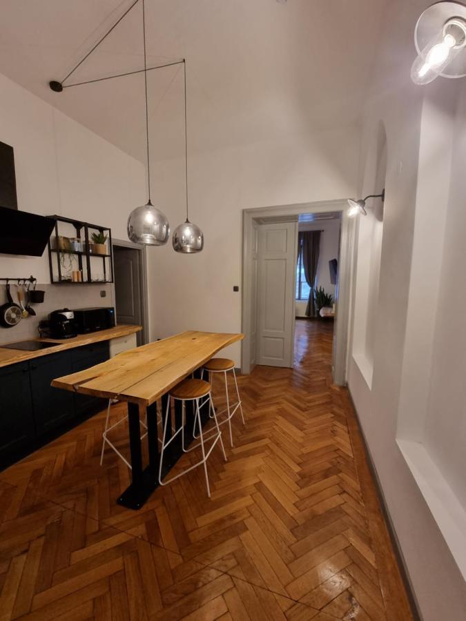 Ferienwohnung Cuba Brașov Exterior foto